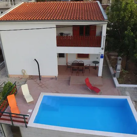 Seaside Family Friendly House With A Swimming Pool Krusevo, Novigrad - 21963 Holiday home