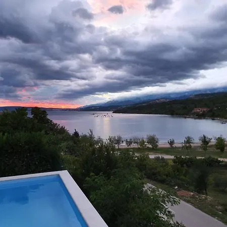 Seaside Family Friendly House With A Swimming Pool Krusevo, Novigrad - 21963 Vakantiehuis *