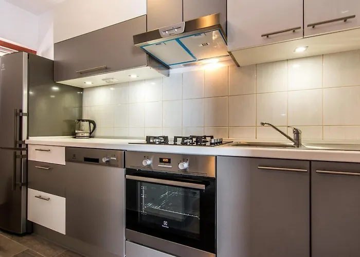 Seaside Family Friendly House With A Swimming Pool Krusevo, Novigrad - 21963 Vakantiehuis