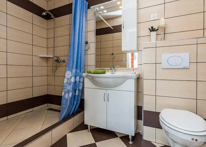 Seaside Family Friendly House With A Swimming Pool Krusevo, Novigrad - 21963 Vakantiehuis Basic